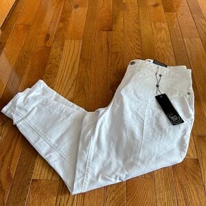 1822 White Skinny Jeans - NWT